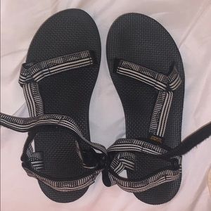 Black & white Teva sandals